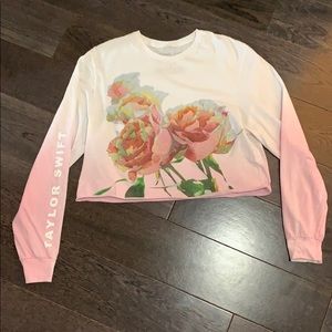 Taylor Swift 💗 Lover Era Pink Fade Crop Shirt Med